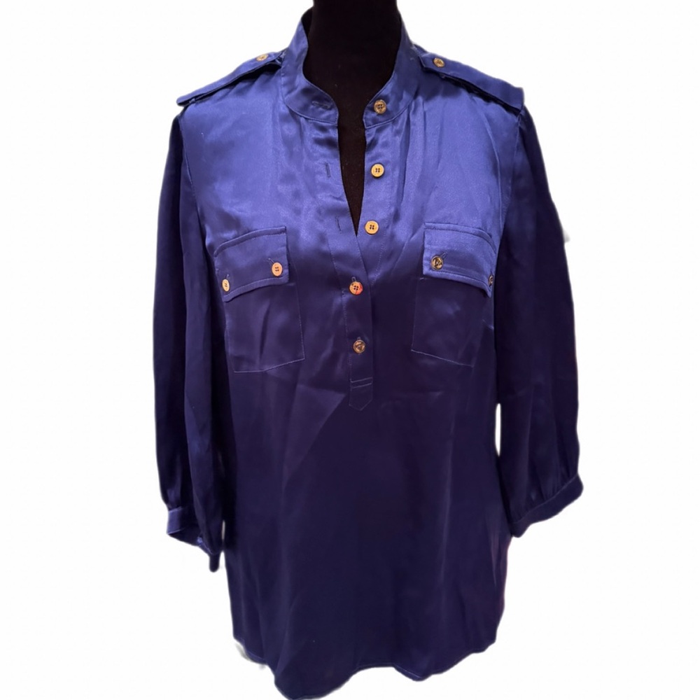 Beautiful Real Silk TRINA TURK royal blue and gold stunning button down top, Sm - Picture 2 of 9
